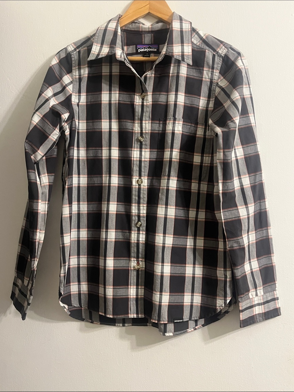 Patagonia Black, White & Tan Plaid Women's Button-Down Shirt